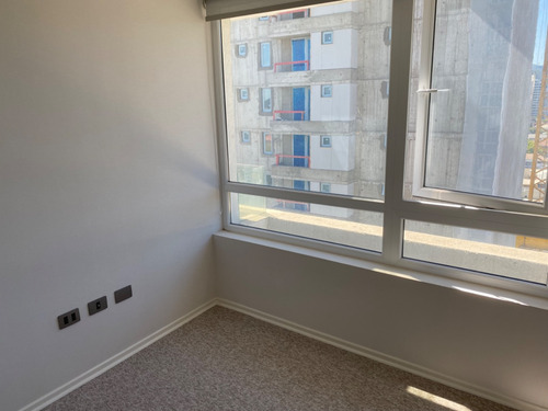 Collao, Vendo Departamento Con Estacionamiento