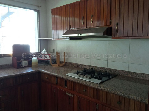 Imagen 8 de 13 de Casa En Venta Colinas De Los Ruices Mls #21-20967