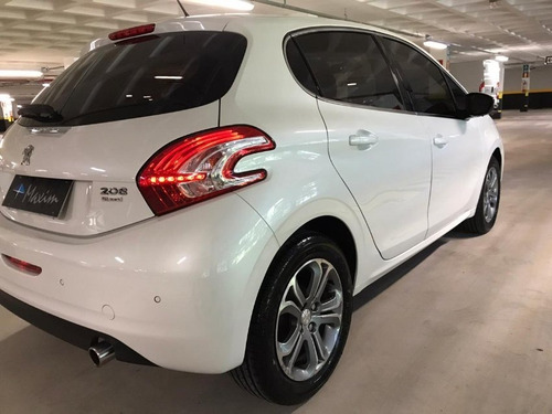 Peugeot 208 Griffe Automático