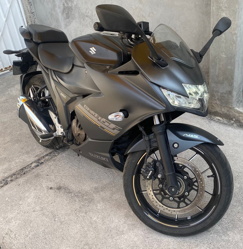 Motocicleta Gixxer 250 Sf