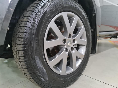 Imagem 15 de 15 de Pajero Tr4 2.0 4x2 16v 140cv Flex 4p Automático