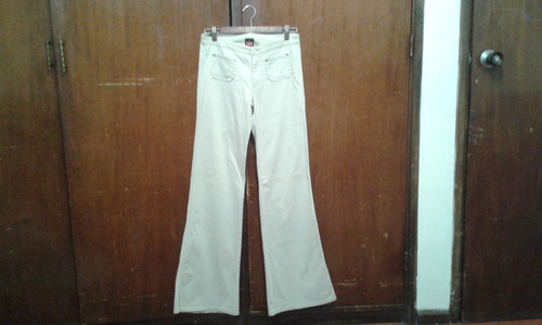 Pantalón Strech Estilo Jean. Bota Ancha. Beige. Talla 8.