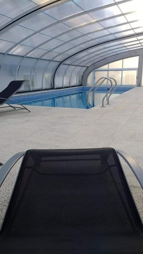 Imagen 1 de 12 de Moderno Departamento Frente Al Parque Pileta Climatizada