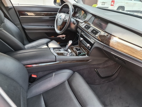 Imagen 12 de 15 de Bmw 750i 2012 $450000 Socio Anca