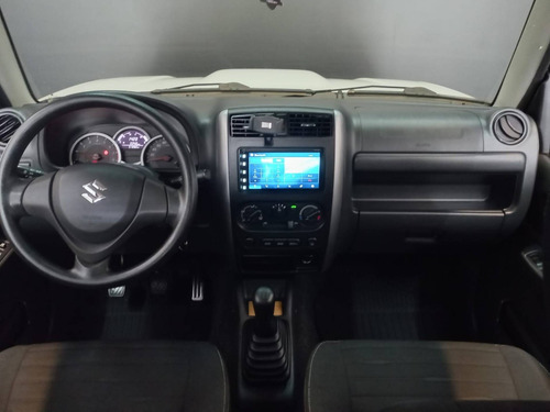 Imagem 14 de 15 de Suzuki Jimny 1.3 4all 4x4 16v Gasolina 2p Manual