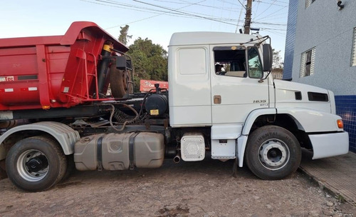 Imagem 3 de 15 de Mercedes-benz 1635 2019 / Carreta Rossetti 2019 Levtec