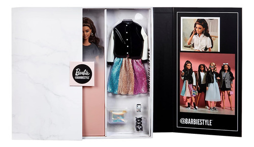 Barbie Signature Barbiestyle Doll De Moda Totalmente Posable