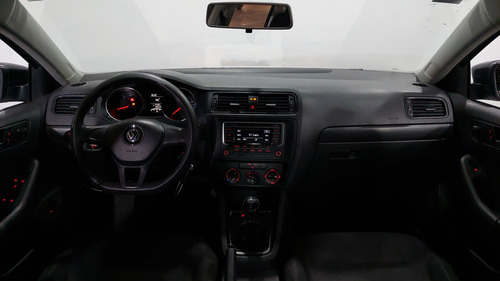 Volkswagen Jetta 2.0 Mt