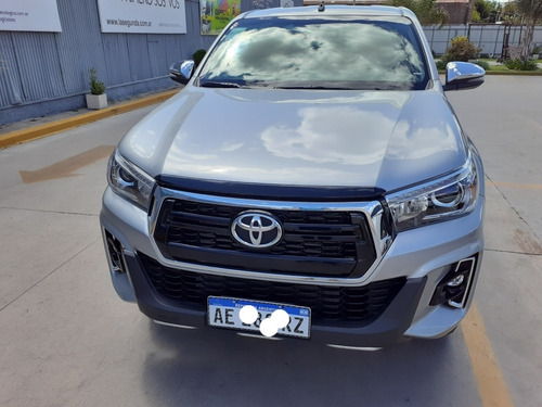 Toyota Hilux 2.8 Cd Srx 177cv 4x4 At 2020