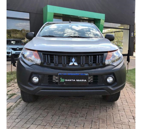 Mitsubishi L200 Triton 2.4 16V TURBO DIESEL GL CD 4X4 MANUAL