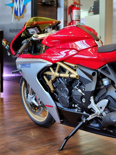 Imagen 18 de 25 de Moto Mv Agusta Superveloce 800 Con Adicionales