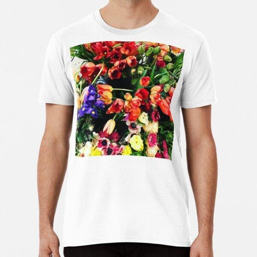 Remera Ramo Moderno De Flores De Tulipán En Colores Algodon 