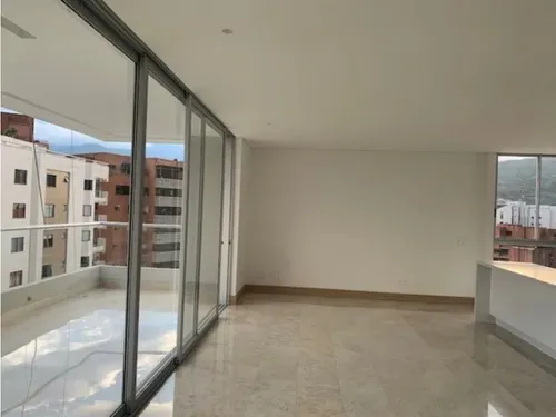 Venta De Apartamento De 221mts En Los Cristales, Oeste De Cali, 9367.