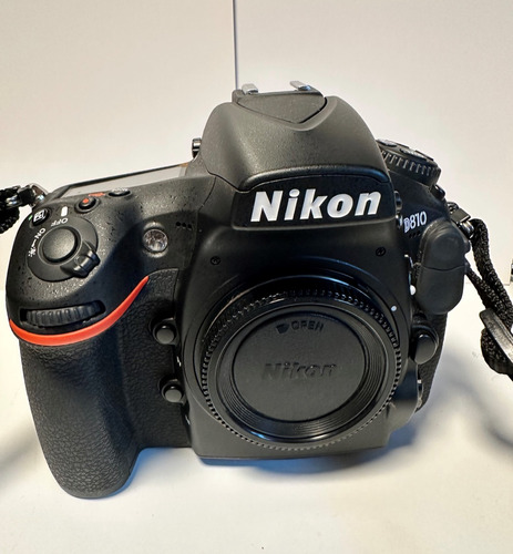 Nikon D810 Fx Full Frame Body C/cargador De Bateria Y Manual