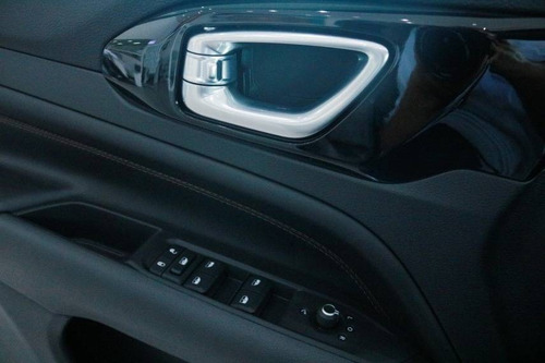 Imagem 12 de 15 de Jeep Commander 2.0 Td380 Turbo Diesel Limited At9