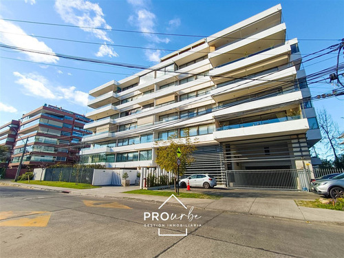Departamento En Venta De 2 Dorm. En Vitacura