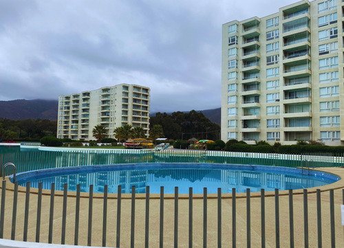 Departamento En Arriendo De 2 Dorm. En Papudo