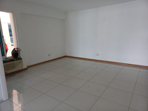Imagen 23 de 28 de Apartamento En Evaristo Morales 3er Piso 256mts