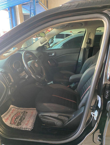 Fiat Toro 1.8 16v Freedom Flex 4x2 Aut. 4p