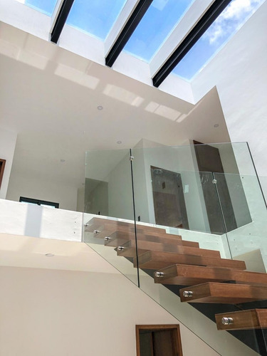 Casa En Venta En Bajio Habitat, En El Bajio, Zapopan