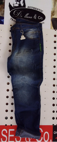 Imagem 1 de 3 de Calça Jeans Reta Lavada