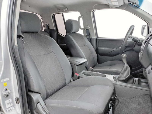 Nissan Frontier S 4x4
