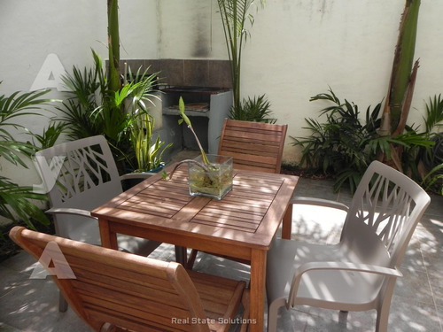 Casa En Venta, 3 Recámaras, 3 Niveles, Cuarto Servicio, Sm 43, Cancún