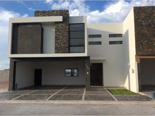 Imagen 2 de 3 de Casa Sola En Venta Los Viñedos