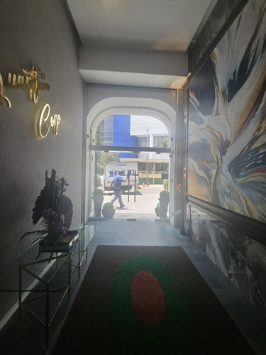 Interlomas Local Comercial 140 Mts Con Terraza