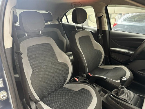 Chevrolet Onix Onix 1.0 MPFI LT 8V FLEX 4P MANUAL