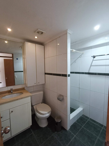 Se Vende Dpto, Excelente Ubicación - Rotonda Atenas- L C