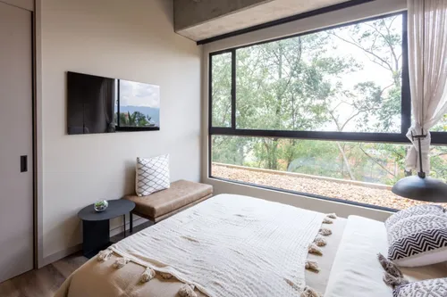Apartamento En Venta En Vía Las Palmas. Cod V20192