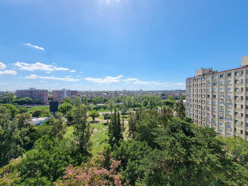 Departamento De 3 Ambientes En P. Avellaneda. Piso Alto Vista Abierta