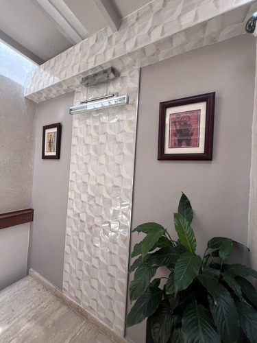 Hermosa Casa En Venta - Lomas De Tecamachalco - Ubicacion Privilegiada.