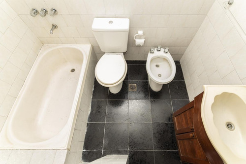 Imagen 13 de 22 de Venta Departamento 2 Amb 60 M2 Cochera Valentin Alsina Lanus