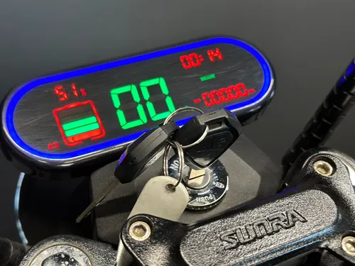 Moto Eléctrica Sunra Miku Max 2025