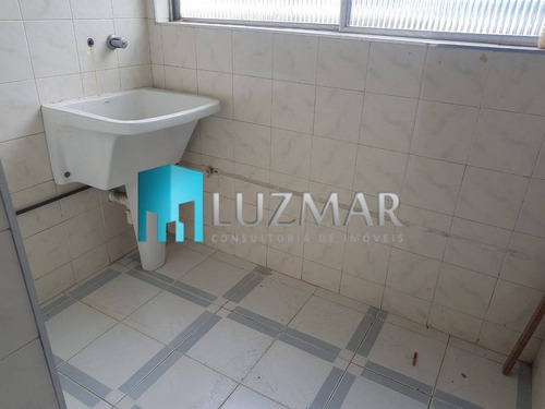 Imagem 14 de 15 de Apartamento Com Três Dormitórios No Jardim Germânia - 372ll