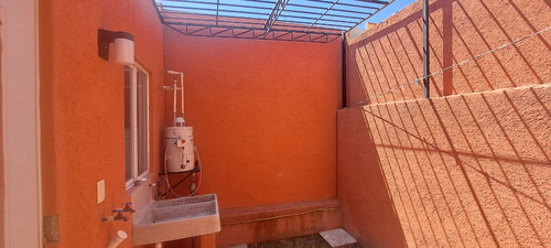 Se Vende Casa De Un Nivel En Fraccionamiento En Real Navarra