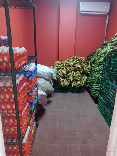 Edificio Alquiler De 3 Pisos Con Ascensor De Carga