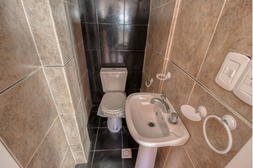 Imagen 12 de 23 de Casas En Venta En La Plata. Duplex Con Verde
