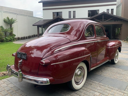 Ford De Luxe 1942 Coupê