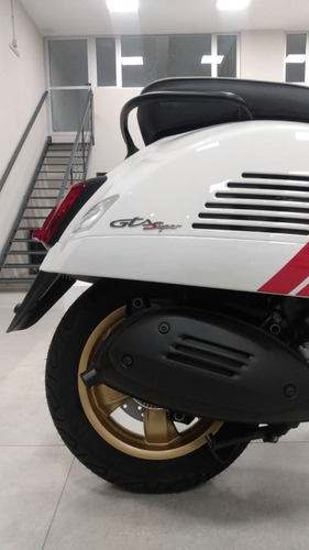 Imagen 20 de 24 de Vespa Gts 300 Super Racing Sixties - Palermo Bikes -