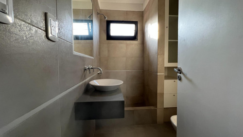 Imagen 13 de 15 de Chalet A Estrenar De 4 Ambientes En Venta En Ituzaingó Norte