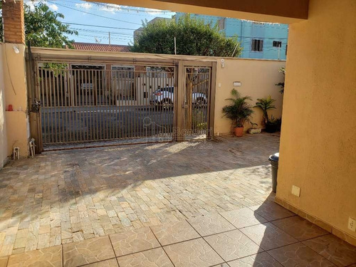 Imagem 6 de 6 de Venda De Casas / Padrão Na Cidade De Araraquara 10302