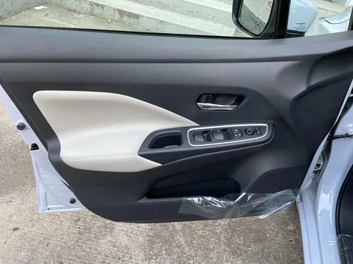 Nissan Versa 1.6 Exclusive Cvt