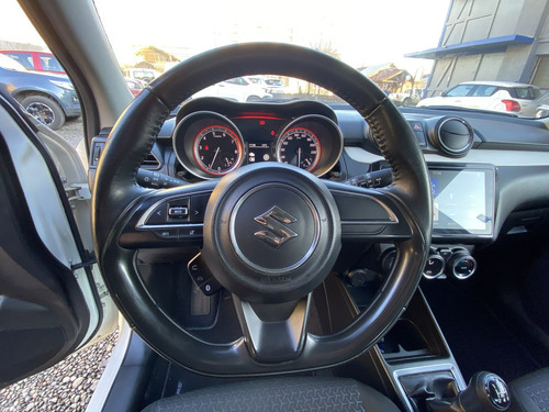 Suzuki Swift Smart Skcz20