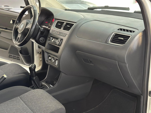 Volkswagen Fox 1.6 Vht Trend Total Flex 5p