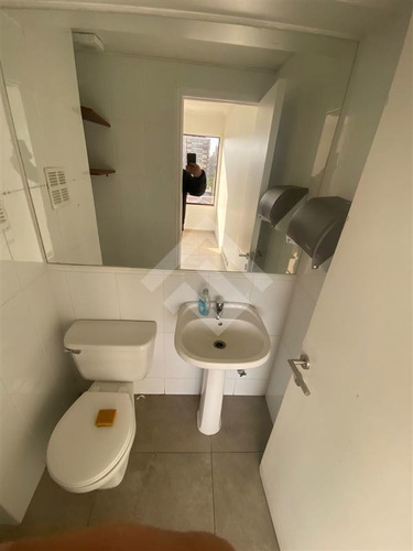 Imagen 4 de 9 de Oficina En Venta En Viña Del Mar