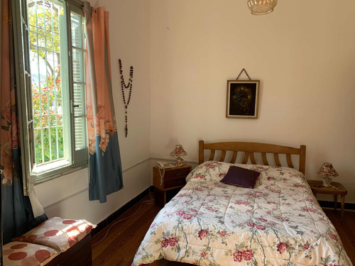 Muy Buena Oportunidad!!! Buena Casa De 2 Dorm Y Demas !!!!