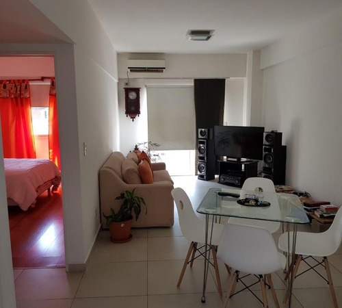 Departamento  En Venta Ubicado En Caseros, Tres De Febrero, G.b.a. Zona Oeste